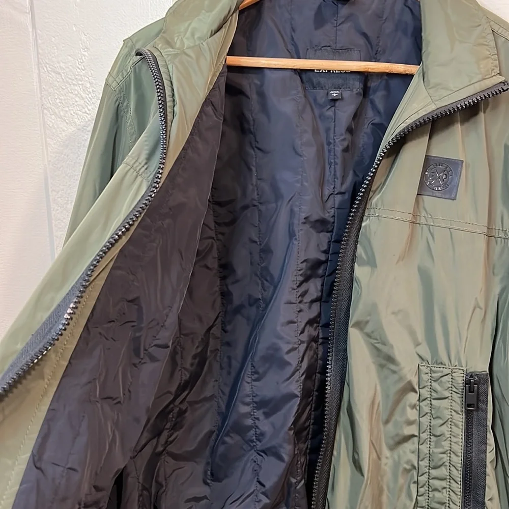 Express Men’s Zip-Up Windbreaker Jacket - Picture 5 of 9